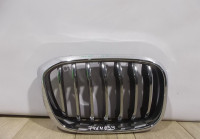 Решетка радиатора правая бу BMW X3 G01 OEM 51137464934