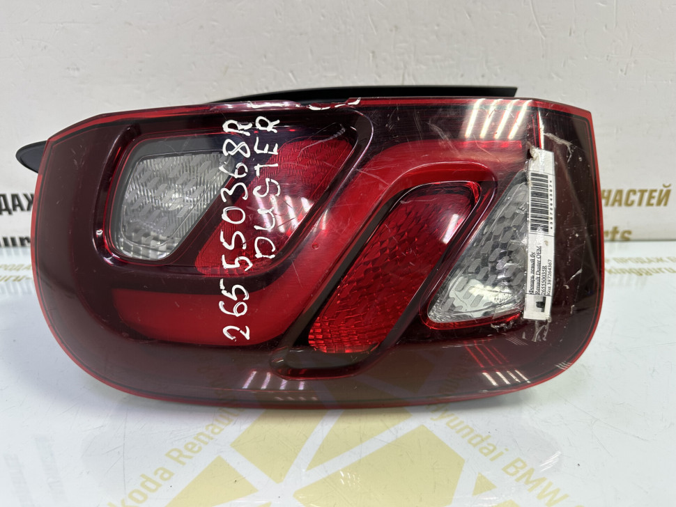 Фонарь левый бу Renault Duster OEM 265550368R Фонарь левый бу Renault Duster OEM 265550368R