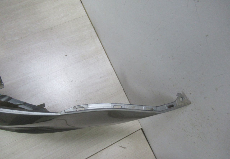 Бампер передний Volkswagen Polo 5 Sedan (15>) oem 6RU807221A