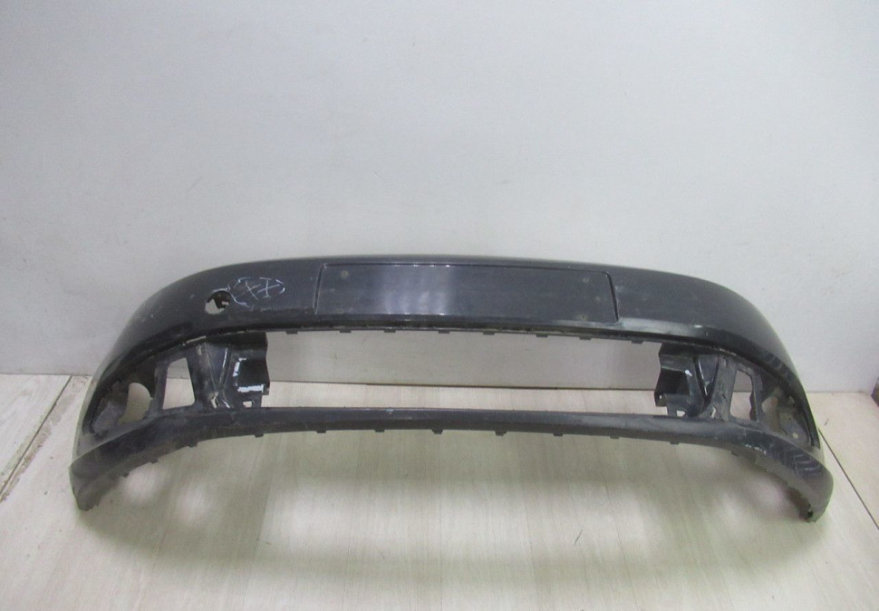 Бампер передний Volkswagen Polo oem 6RU807221