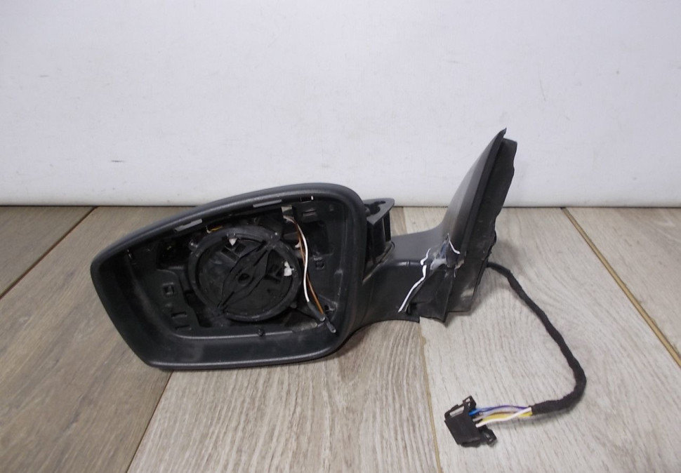 Корпус зеркала левый бу Skoda Rapid рестайлинг OEM 5JB867501