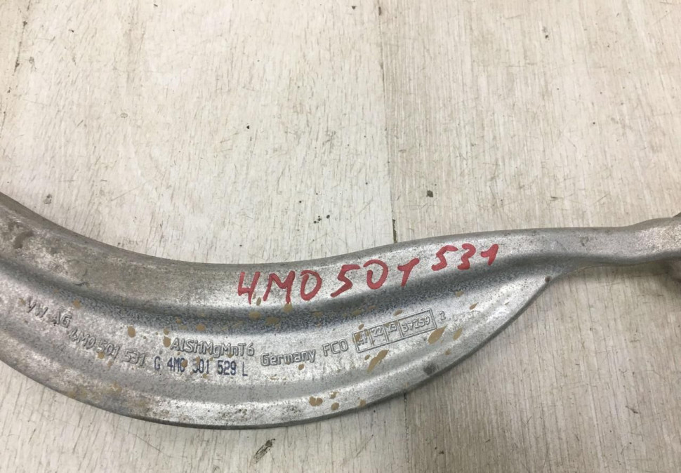 Рычаг задний левый Audi Q7 OEM 4M0501531 Рычаг задний левый Audi Q7 OEM 4M0501531