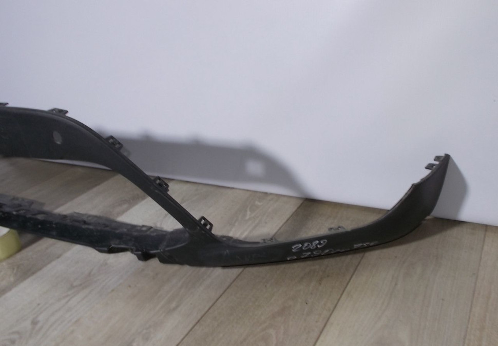 Спойлер переднего бампера бу BMW X1 F48 OEM 51117354816 Спойлер переднего бампера бу BMW X1 F48 OEM 51117354816