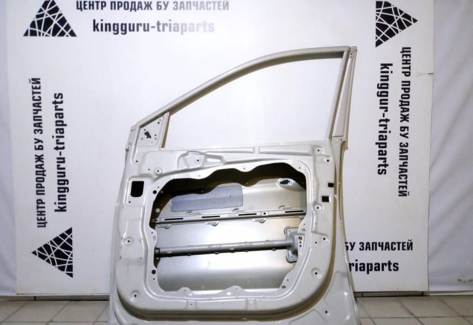 Дверь передняя правая Hyundai Santa Fe 3 12-18 oem 760042W000 (скл-3)