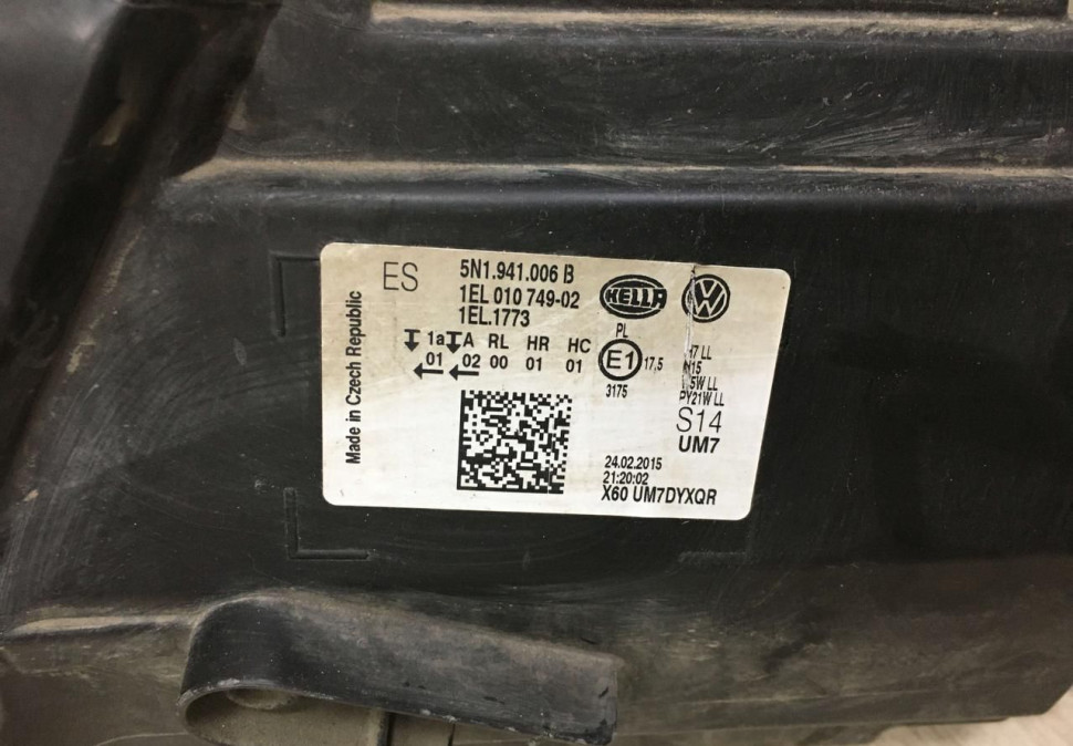 Фара правая Volkswagen Tiguan 1 2011 рестайлинг oem 5N1941006B