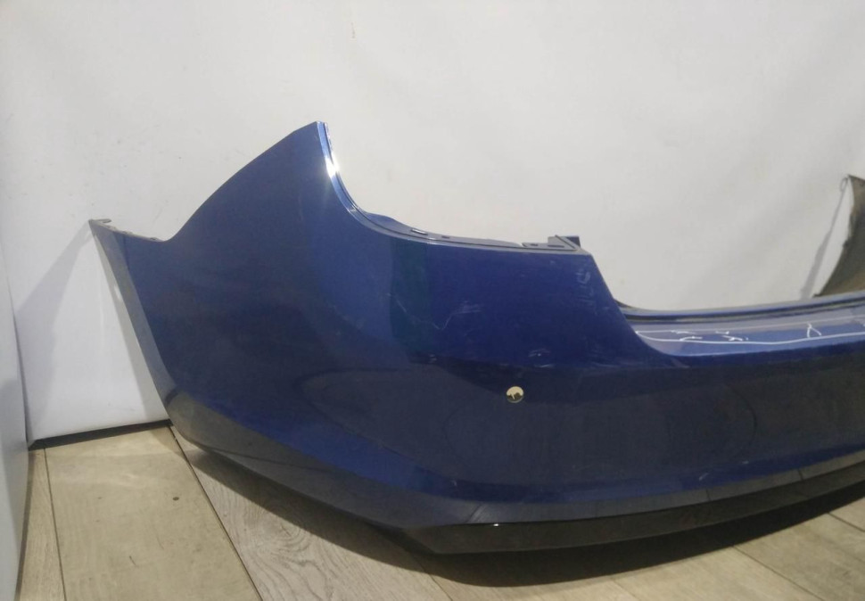 Бампер задний бу Skoda Rapid OEM 60U807421 (В) Бампер задний бу Skoda Rapid OEM 60U807421 (В)