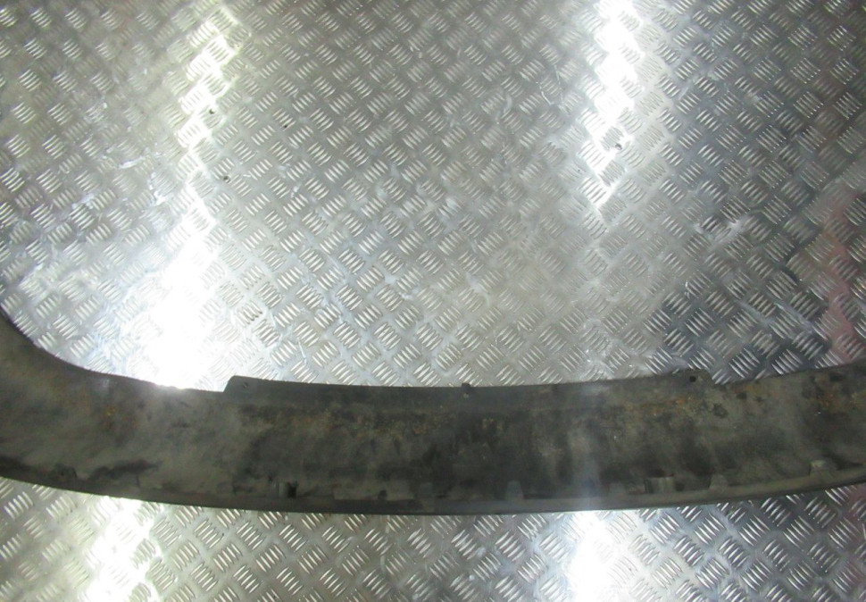 Спойлер заднего бампера Hyundai ix35 (10>) oem 866122y000