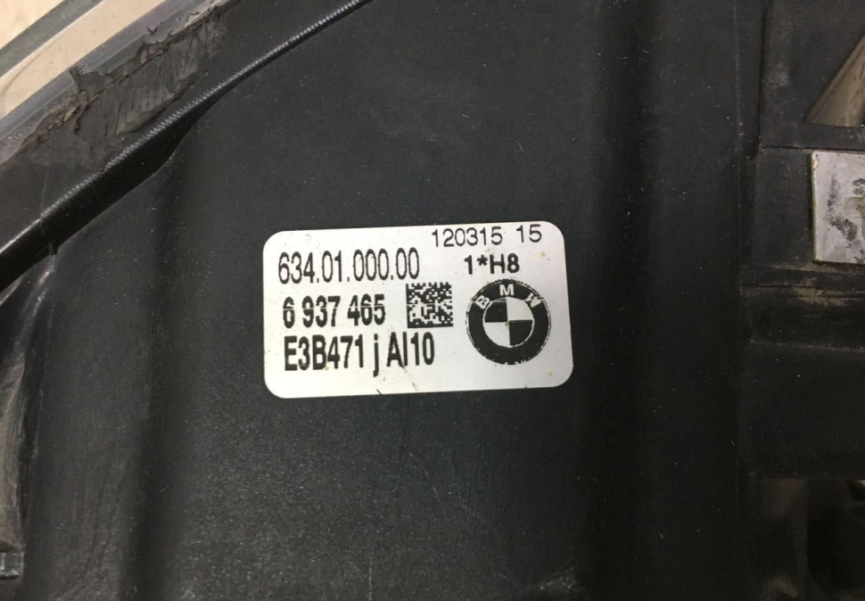 Противотуманная фара левая BMW 3 E92 OEM 63176937465 Противотуманная фара левая BMW 3 E92 OEM 63176937465