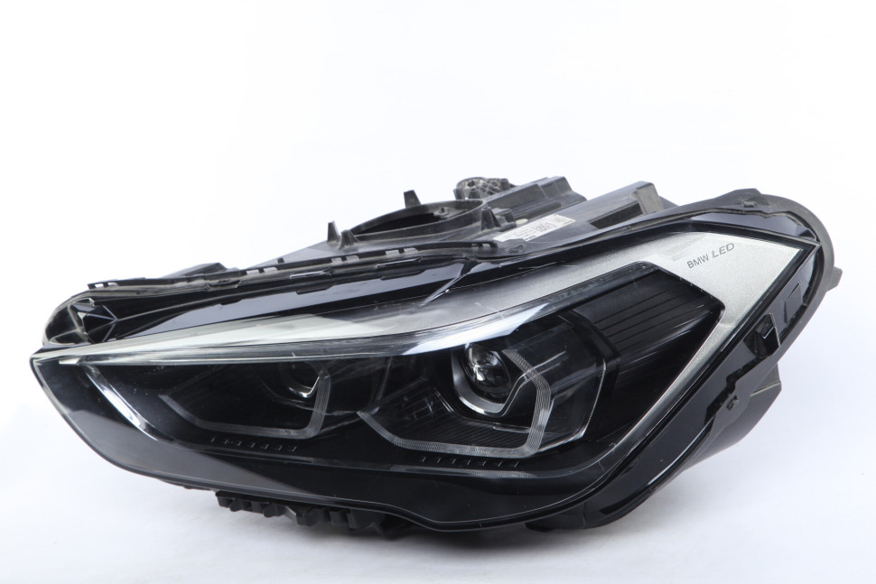 Фара ЛЭД LED левая BMW X1 F48 рестайлинг OEM 63119477811 Фара ЛЭД LED левая BMW X1 F48 рестайлинг OEM 63119477811