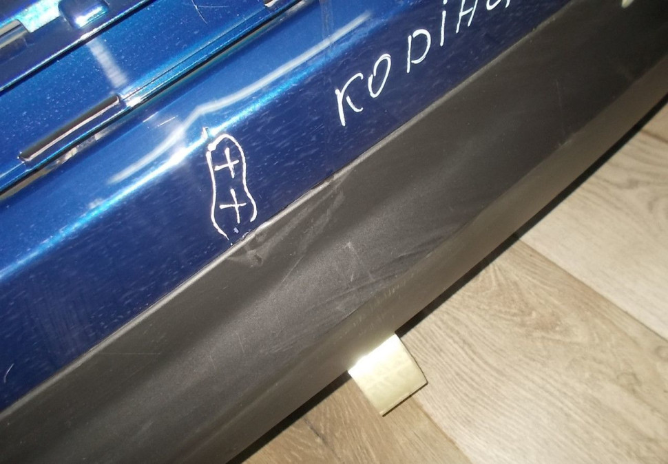 Бампер задний бу Skoda Kodiaq OEM 565807421