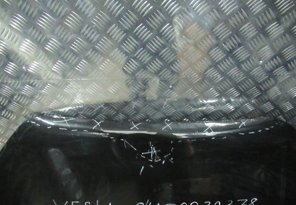 Капот Lada Vesta oem 8450039378 (вмятины) (скл-3)