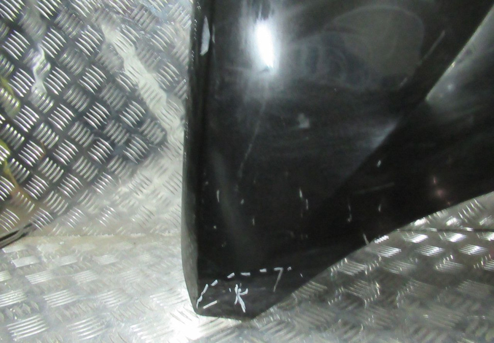 Капот Lada Vesta oem 8450039378 (вмятины) (скл-3)