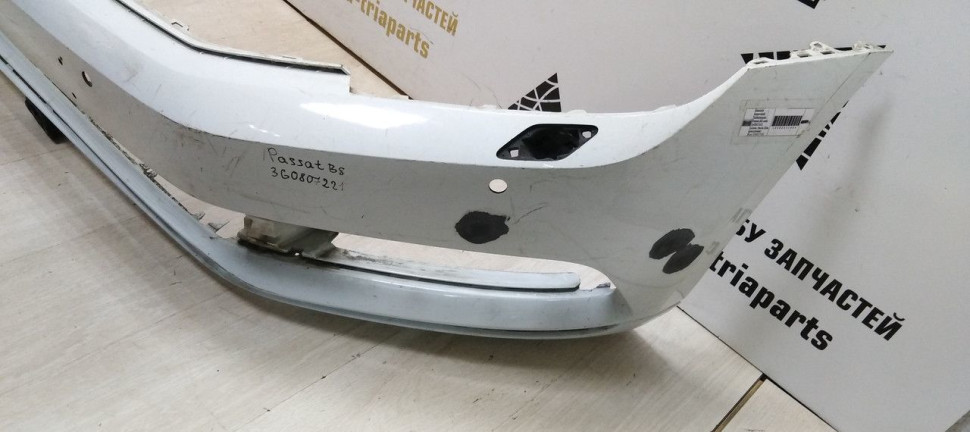 Бампер передний Volkswagen Passat B8 14-20 oem 3g0807221