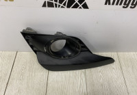 Решетка противотуманной фары левая Renault Logan 2 рестайлинг OEM 261A37637R