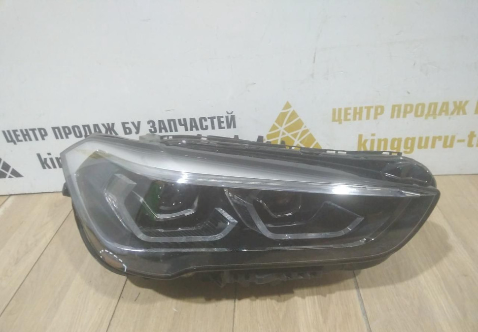 Фара ЛЭД LED правая бу BMW X1 F48 рестайлинг OEM 63119477812