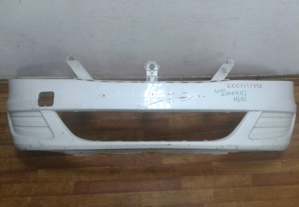 Бампер передний Renault Logan oem 6001551338