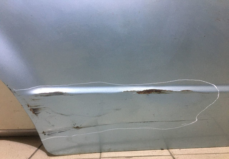 Дверь задняя правая бу Suzuki SX4 хетчбек OEM 6800375811 (скл-3)