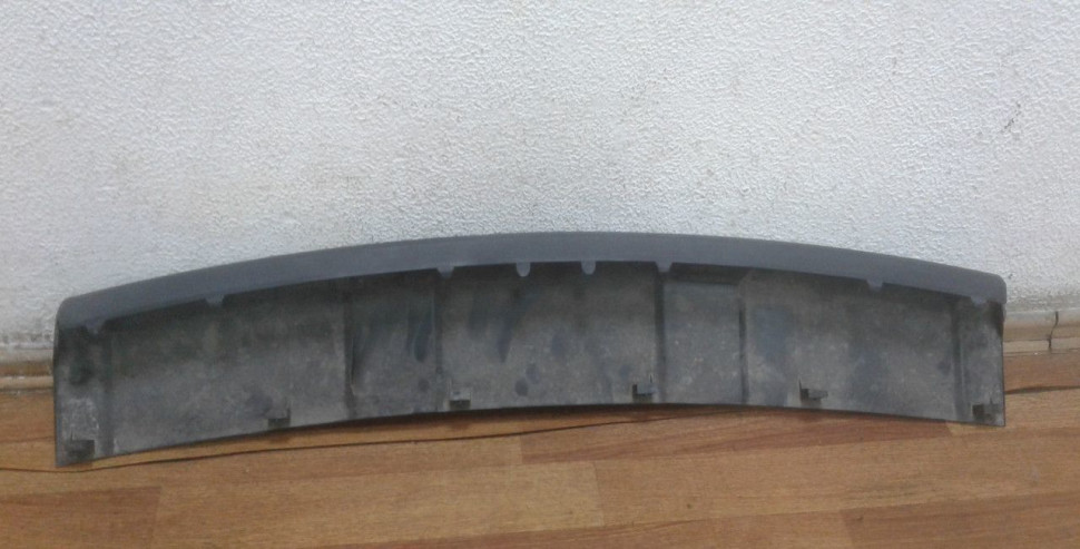 Спойлер (накладка) переднего бампера Hyundai Grand Santa Fe 3 (12>) oem 86585B8000