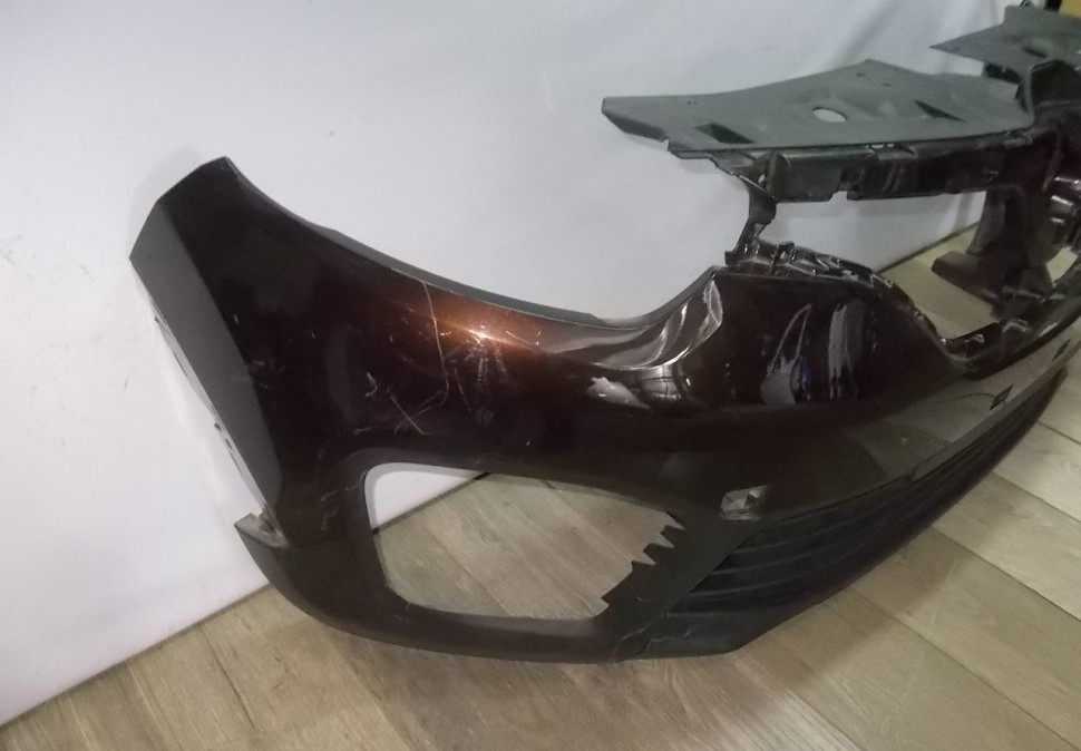 Бампер передний бу Renault Kaptur OEM 620222180R Бампер передний бу Renault Kaptur OEM 620222180R