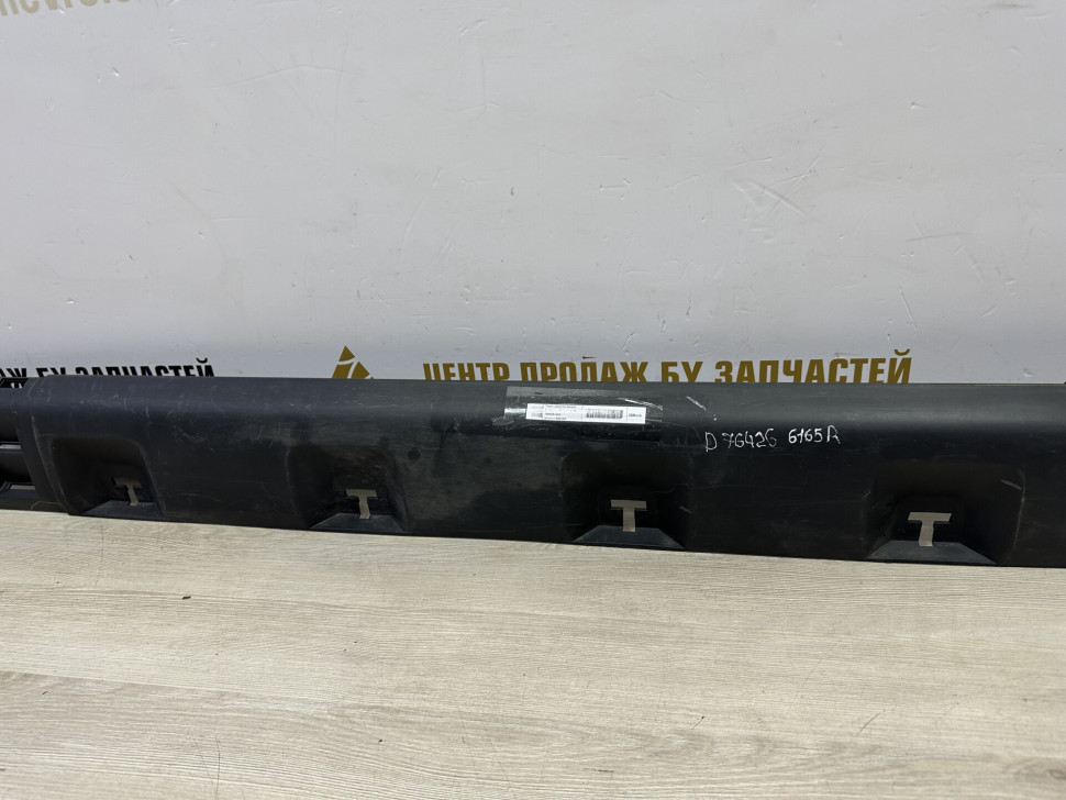Порог правый бу Renault Sandero Stepway 2 OEM 764266165R Порог правый бу Renault Sandero Stepway 2 OEM 764266165R