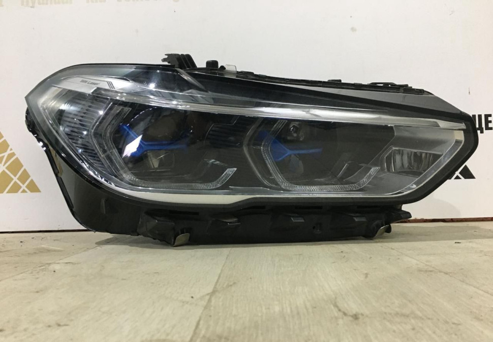 Фара лазерная правая BMW X5 G05 OEM 63119850426 Фара лазерная правая BMW X5 G05 OEM 63119850426