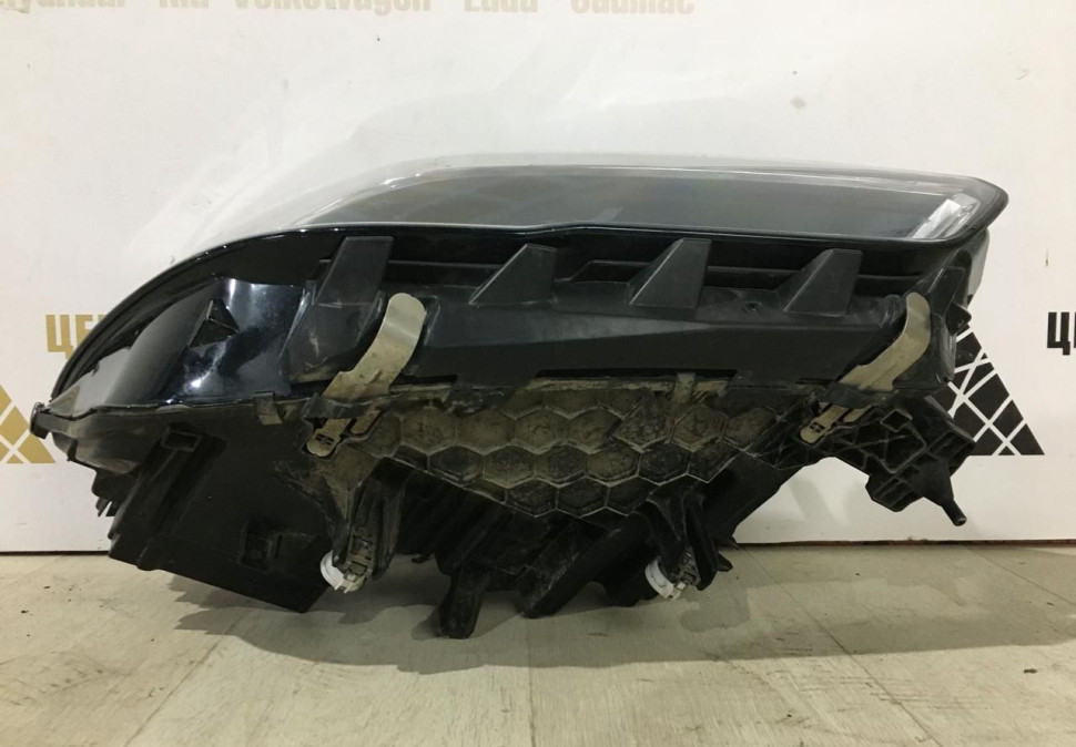 Фара лазерная правая BMW X5 G05 OEM 63119850426 Фара лазерная правая BMW X5 G05 OEM 63119850426