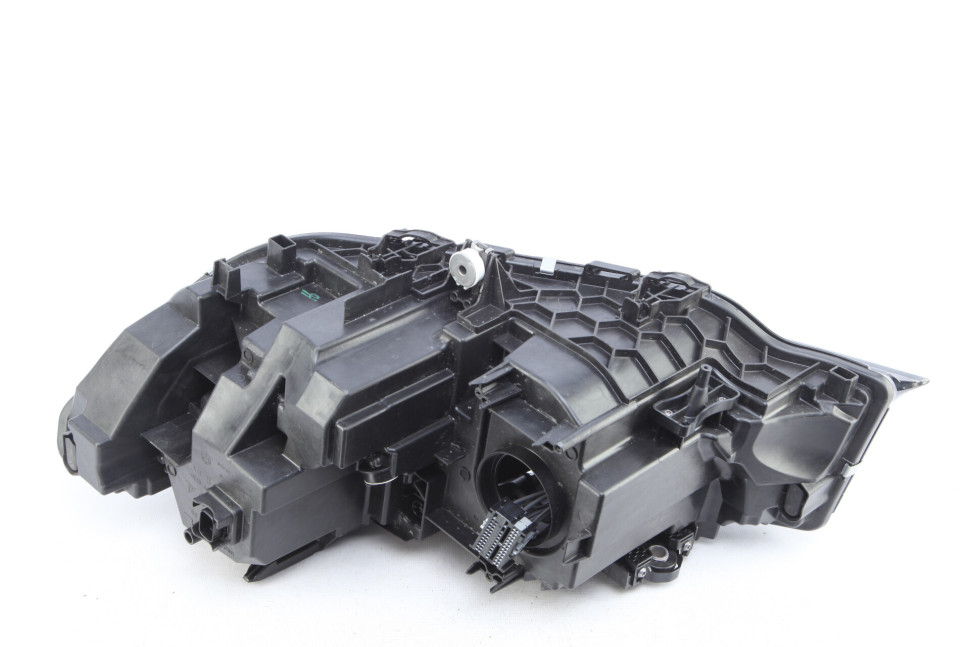 Фара ЛЭД LED не адаптив правая BMW 3 G20 OEM 63118496150 Фара ЛЭД LED не адаптив правая BMW 3 G20 OEM 63118496150