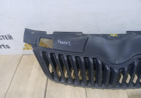 Решетка радиатора Skoda Fabia 2 OEM 5J0853668C