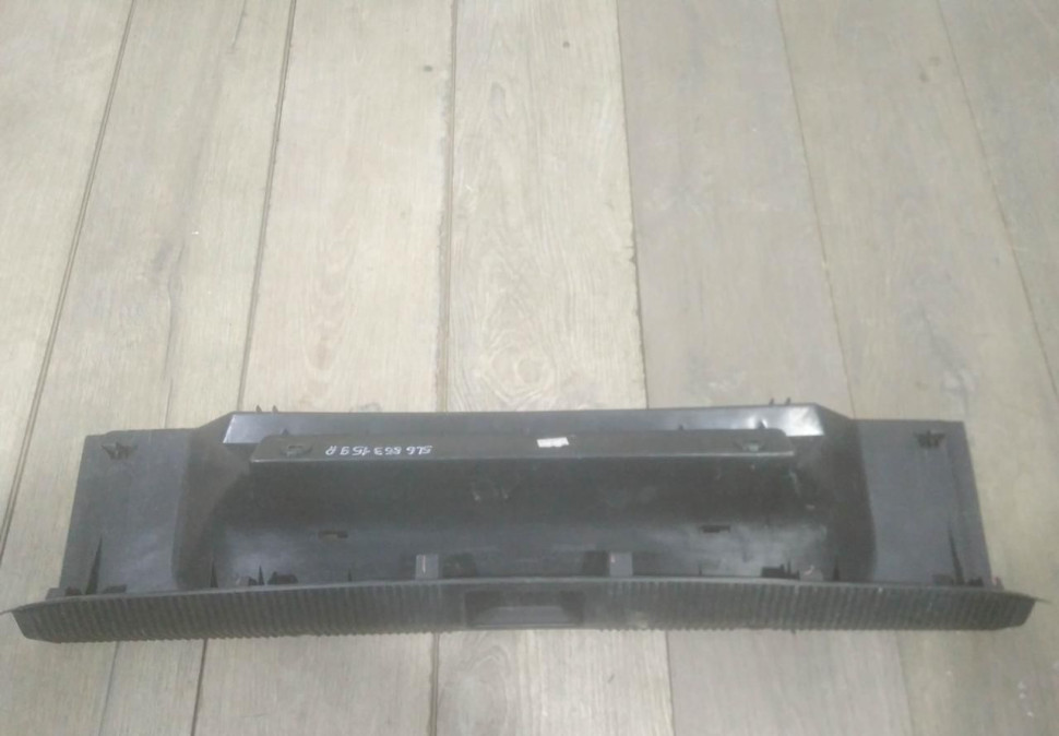 Обивка задней панели бу Skoda Yeti OEM 5L6863485A