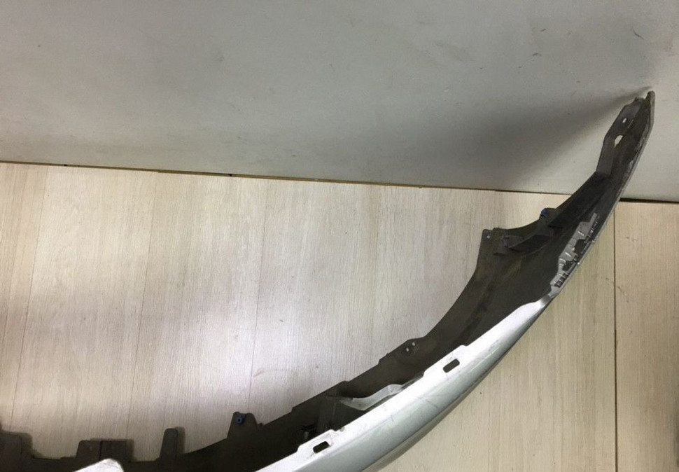 Бампер передний Chevrolet Cruze рест oem 95480174 (слом.бок.креп.) ( мал.трещ) (скл-3)