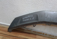 Спойлер (юбка) переднего бампера Volkswagen Tiguan 2 (16>) (потертости) oem 5NA805532