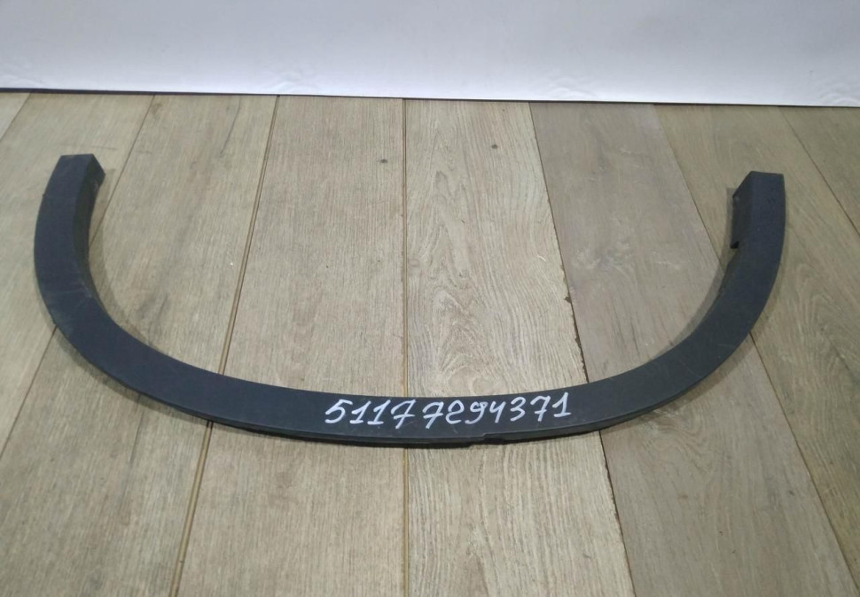 Молдинг крыла задний левый бу BMW X5 F15 OEM 51177294371