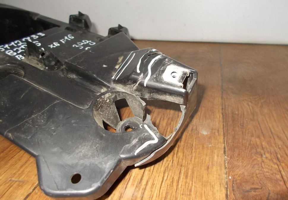 Кронштейн заднего бампера правый бу BMW X6 F16 OEM 51127338286