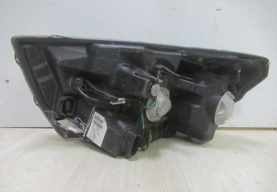 Фара передняя левая  Lada Vesta (15>) oem 21803711011 (скл-3)