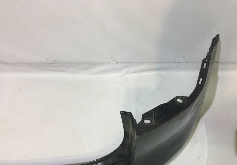 Бампер задний Volkswagen Touareg NF (10-14) oem 7P6807421B (мал.трещинка) (скл-3) Бампер задний Volkswagen Touareg NF (10-14) oem 7P6807421B (мал.трещинка) (скл-3)