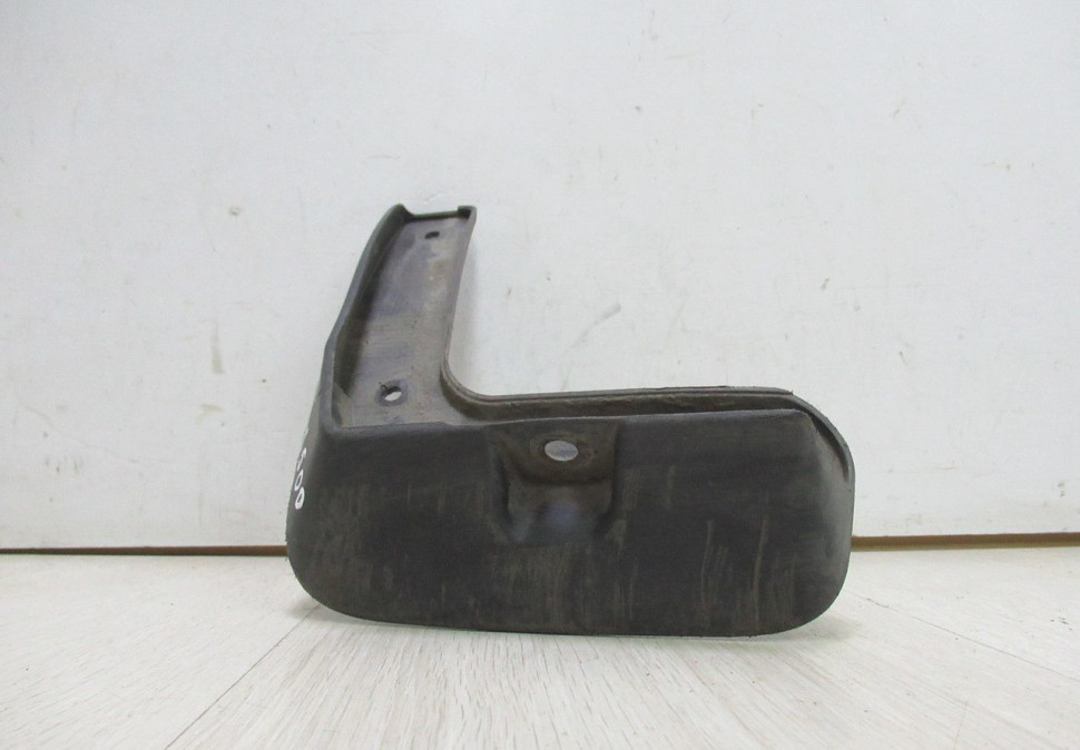 Брызговик задний левый Hyundai Solaris (14-17) oem 868414l500