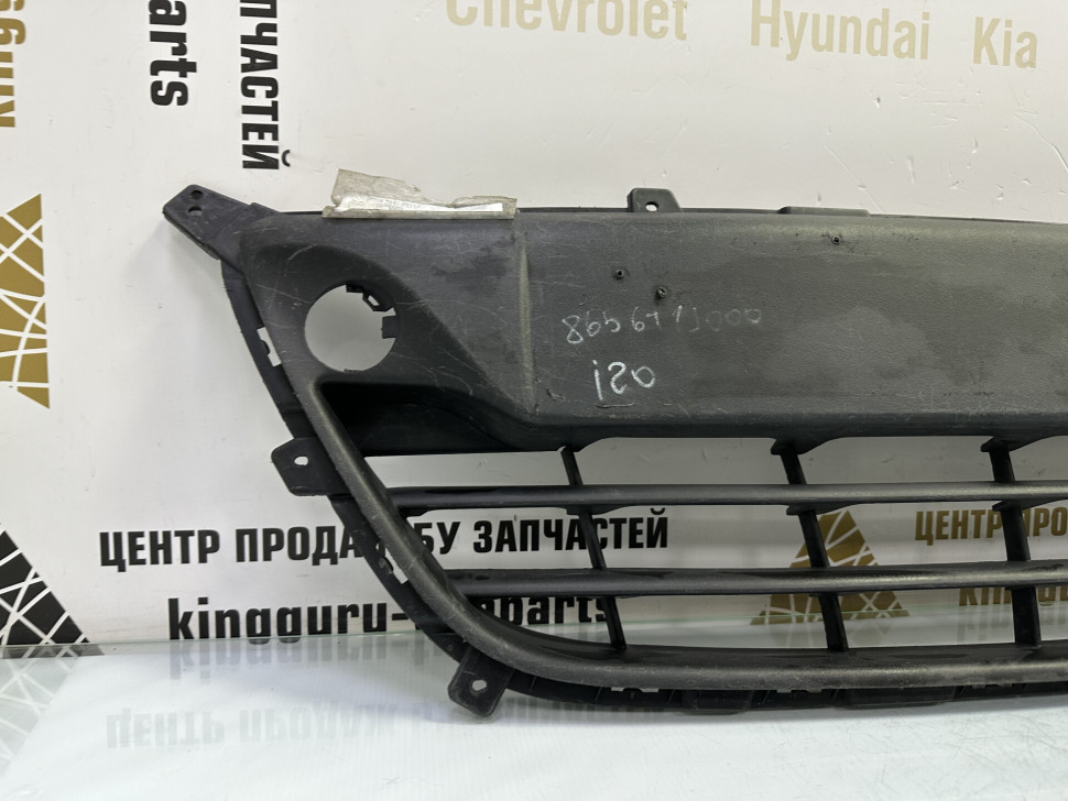 Решетка переднего бампера Hyundai i20 PB 2008 OEM 86561J000