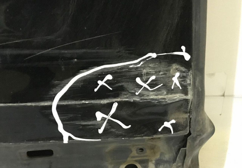 Дверь задняя правая Volkswagen Touareg 2 NF oem 7P0833056 (скл-3) Дверь задняя правая Volkswagen Touareg 2 NF oem 7P0833056 (скл-3)