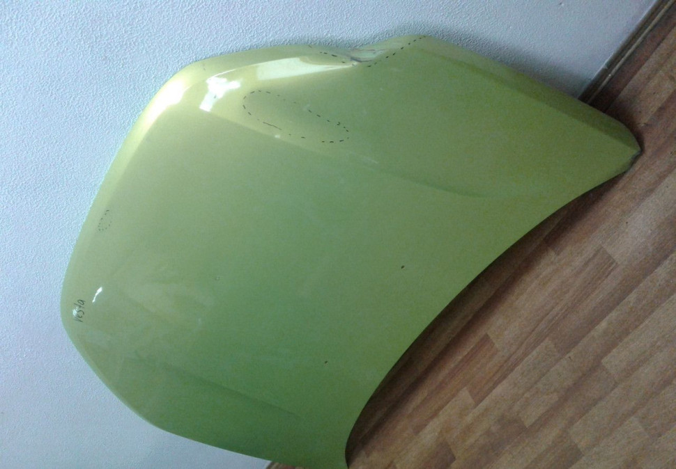 Капот Lada Vesta (15>) (вмятина) (скл-3) Капот Lada Vesta (15>) (вмятина) (скл-3)