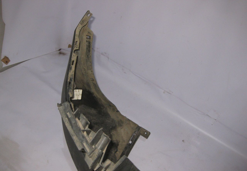 Бампер задний Skoda Yeti oem 5l6807421 (трещина) (скл-3) Бампер задний Skoda Yeti oem 5l6807421 (трещина) (скл-3)