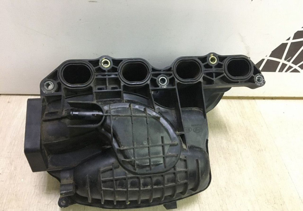 Впускной коллектор Hyundai Solaris 1 oem 283112B550 Впускной коллектор Hyundai Solaris 1 oem 283112B550