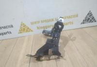 Кронштейн под фару правый бу BMW 7 G11 OEM 51647375326