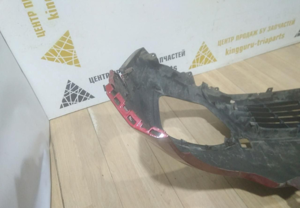 Бампер передний бу Renault Kaptur OEM 620222180R Бампер передний бу Renault Kaptur OEM 620222180R