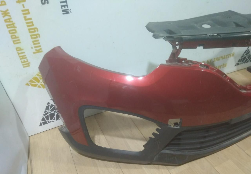 Бампер передний бу Renault Kaptur OEM 620222180R Бампер передний бу Renault Kaptur OEM 620222180R