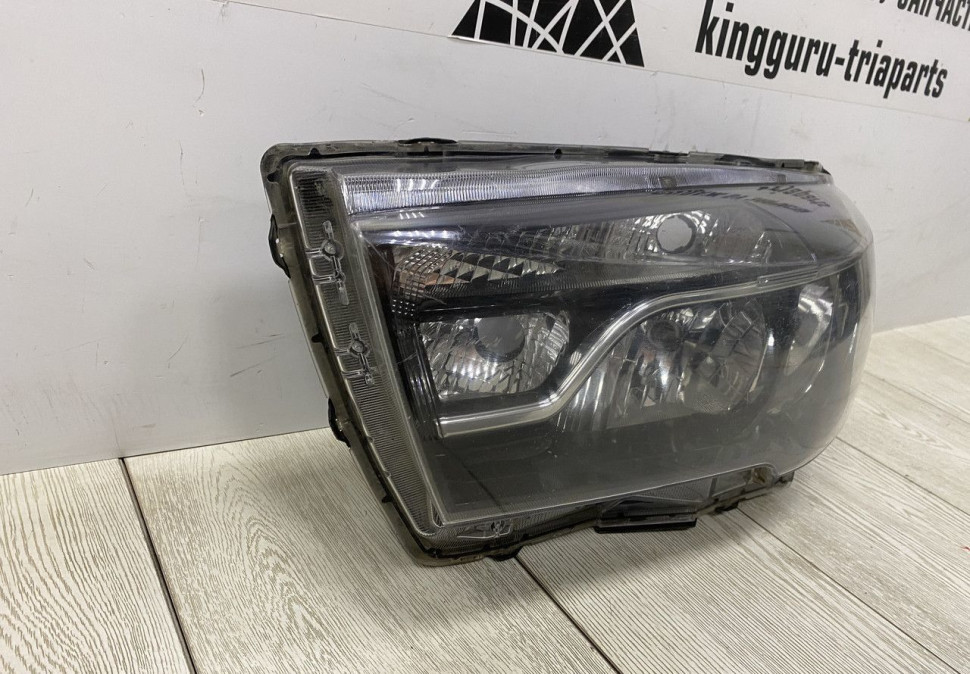 Фара левая Lada Vesta 2015> oem 8450006953 (Скл-3) Фара левая Lada Vesta 2015> oem 8450006953 (Скл-3)