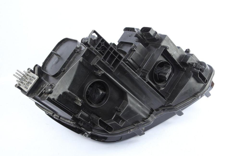 Фара левая LED Volkswagen Tiguan 2 2016 OEM 5NB941081D Фара левая LED Volkswagen Tiguan 2 2016 OEM 5NB941081D