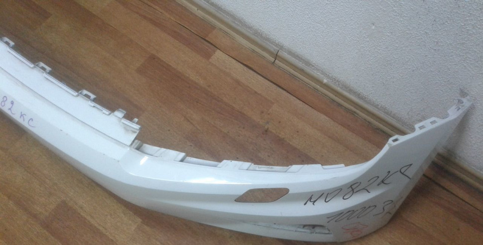Бампер передний Volkswagen Tiguan 2 oem 5NR807221 (потертость) (скл-3)