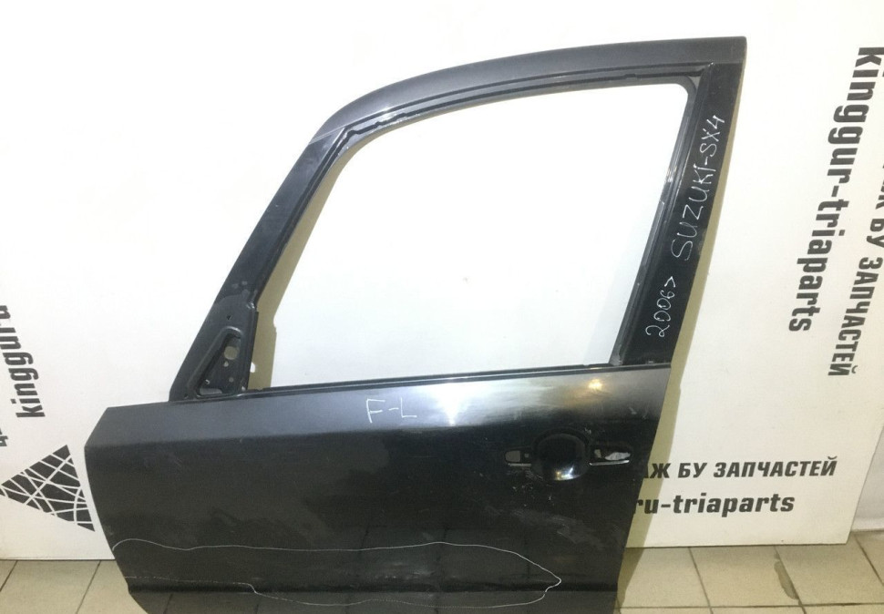 Дверь передняя левая бу Suzuki SX4 хетчбек OEM 6800280820 (скл-3)