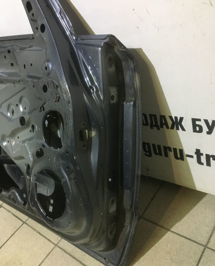 Дверь передняя левая бу Suzuki SX4 хетчбек OEM 6800280820 (скл-3)