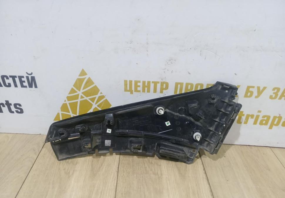 Накладка крыла передняя правая бу BMW X7 G07 OEM 51748091892